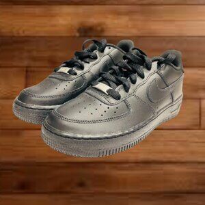 Nike Kids Air Force 1 '07 Size 4Y Black